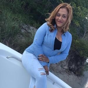 Meet your Posher, Isabel